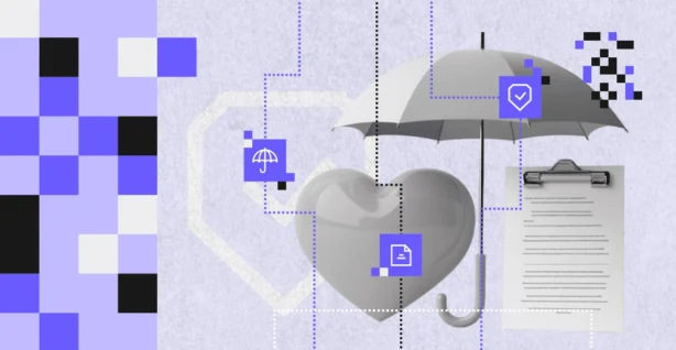 Sercowaty symbol zdrowia pod parasolem i obok dokumentu – metafora ochrony pacjenta oraz digitalizacji procesów w sektorze ubezpieczeń zdrowotnych.